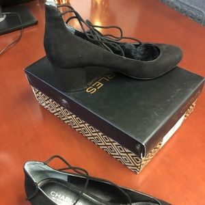 Charles David wrap tor Pom Pom black shoe, 8.5